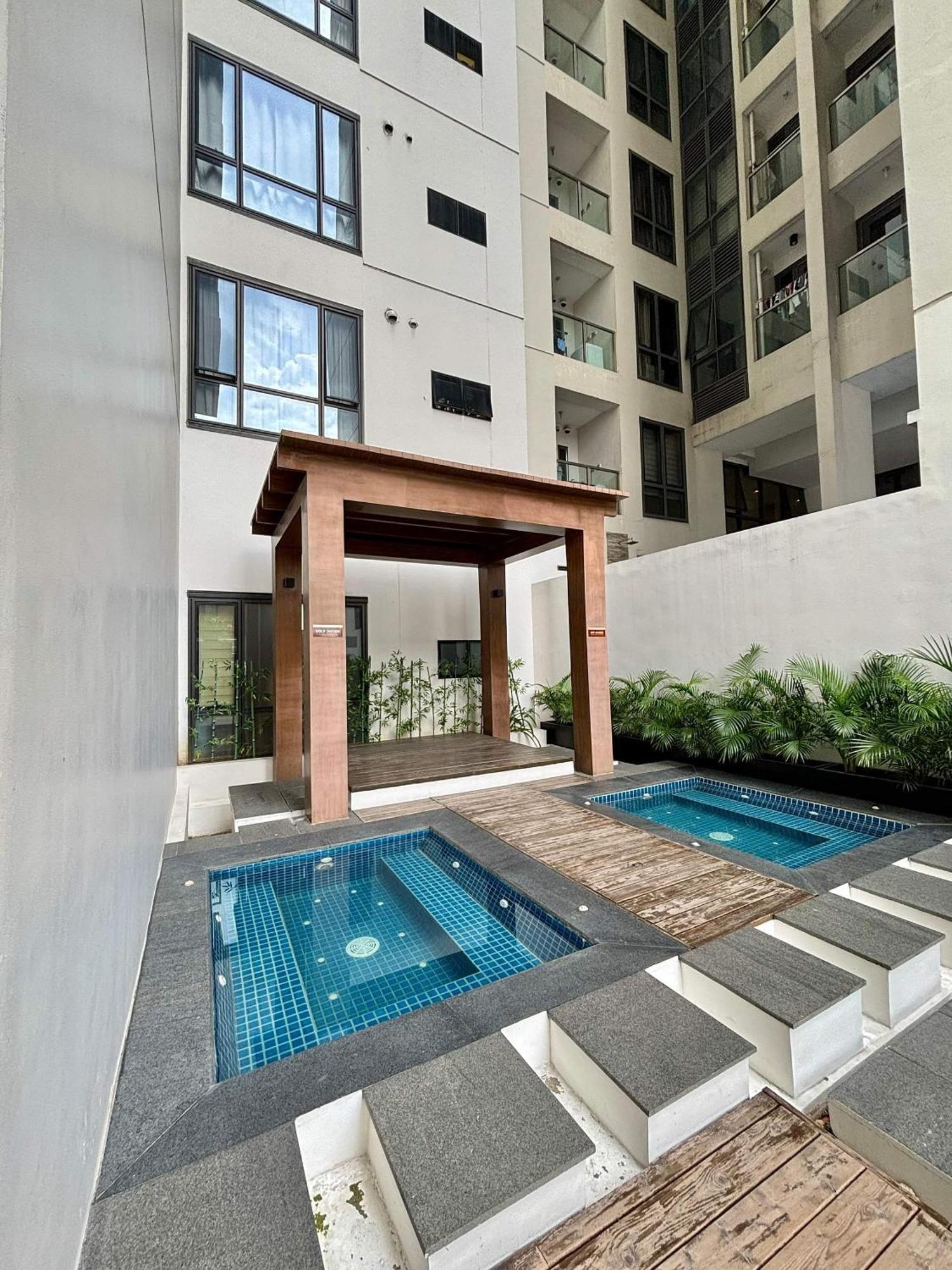 Greenbelt Hamilton Tower 1 Makati City Exteriör bild